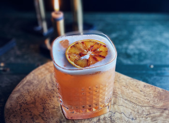 Blood orange gin sour