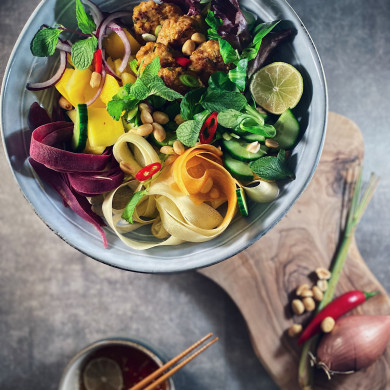 Vietnamese salad bowl